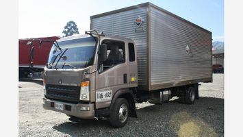 Sinotruk-Camion-d-70-Gris-1828963355-1_20240227170036
