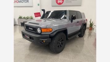 Toyota-FJ-Cruiser-2023-Blanco-01_20241107230856