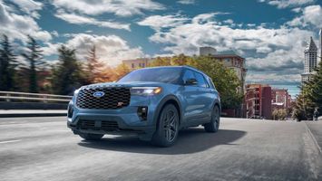 Ford-Explorer-ST-001580928-01_20250224153132