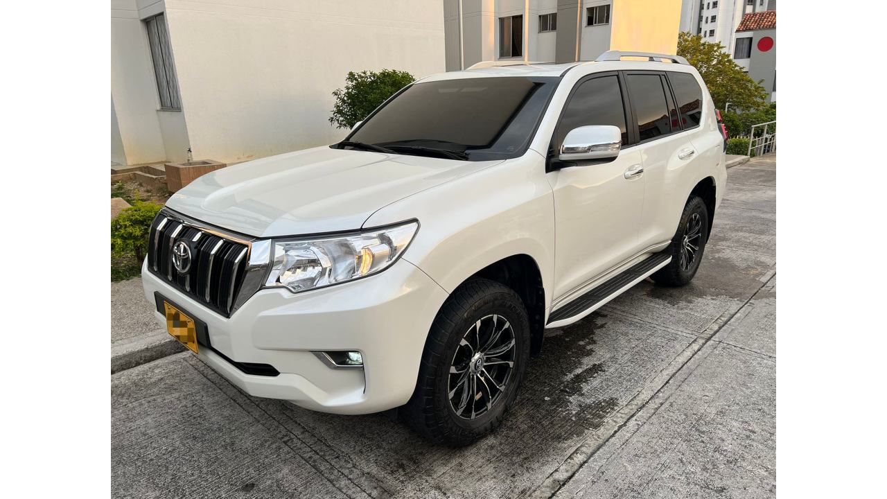 Toyota-Prado-Tx-L-2019-Blanco-01