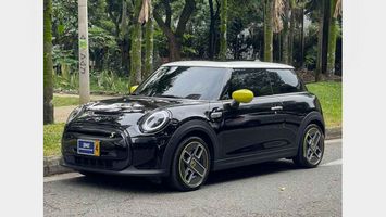 MINI-Cooper-Se-Electrico-Aut-Negro-2027674153-01_20250317235729