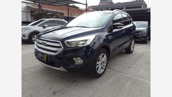 Ford-Escape-0153775937-01_20250512150136