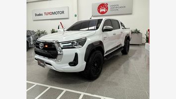 Toyota-Hilux-4-Gasolina-AT-Blanco-1_20250524011424