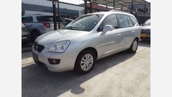 Kia-Carens-Ex-Rondo-178-Plateado-0158163163-01_20250523234030