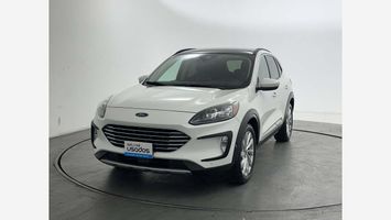 Ford-Escape-Titanium-HEV-231-Blanco-1549154962-01_20250526232011