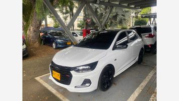 Chevrolet-Onix-Rs-Ac-Blanco-1902959585-01_20250614010408