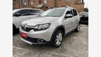 Renault-Sandero-New-162224331-01_20250415211845