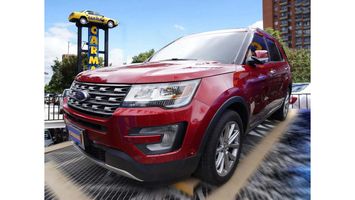 Ford-Explorer-0735881235-01_20250617025940