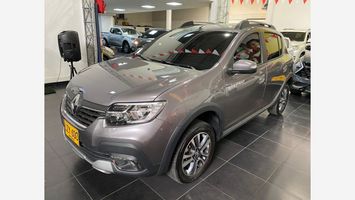 Renault-Stepway-Intens-LZY600-Gris-0147308374-01_20240419194219